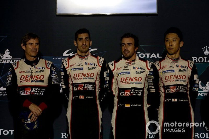 Podio: #8 Toyota Gazoo Racing Toyota TS050: Sébastien Buemi, Kazuki Nakajima, Fernando Alonso