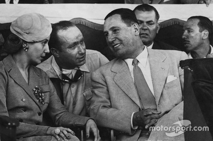 Argentina - Pilotos: 1; Campeonatos: 5