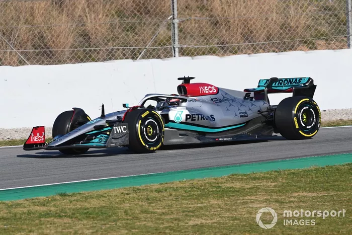 George Russell, Mercedes W13