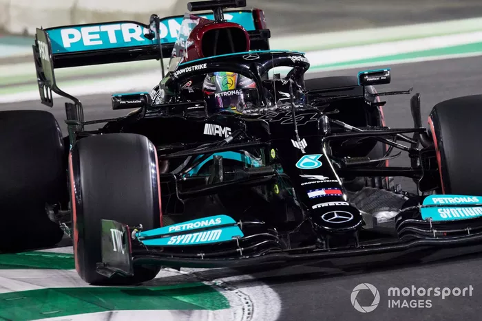 Lewis Hamilton, Mercedes W12