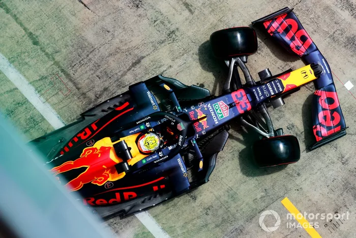 Sergio Pérez, Red Bull Racing RB16B