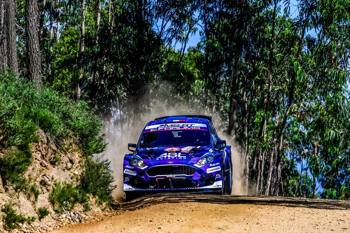 بيير لوي لوبيه، لوريس باسكود، فريق فورد فورد للراليات العالمية M-Sport فورد فييستا MkII