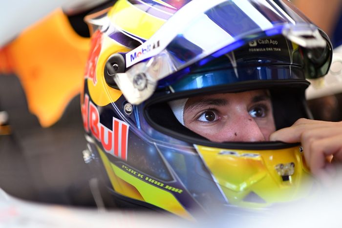 Isack Hadjar, Equipo Racing Bulls