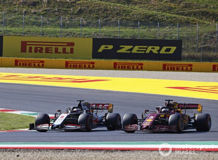 Romain Grosjean, Haas VF-20, Sebastian Vettel, Ferrari SF1000