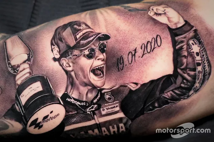 Tatuaje de Fabio Quartararo, Petronas Yamaha SRT