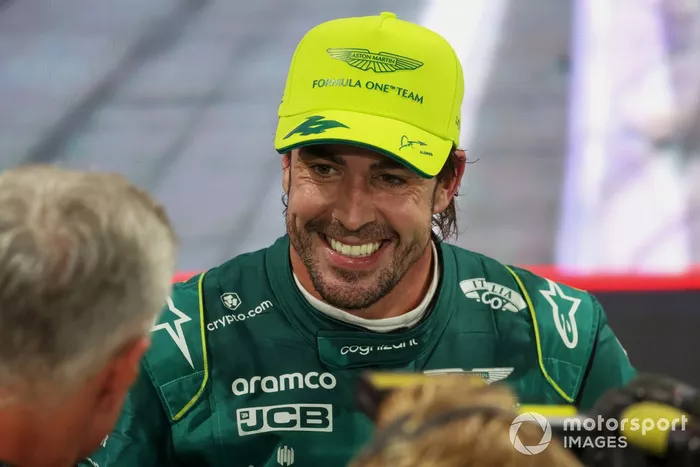 Fernando Alonso, Aston Martin F1 Team, entrevistado por David Coulthard en Parc Fermé