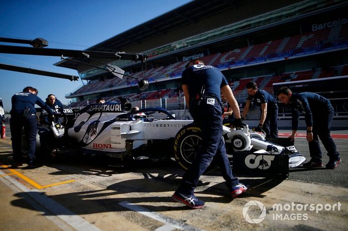 AlphaTauri: 769 (3580 km) 