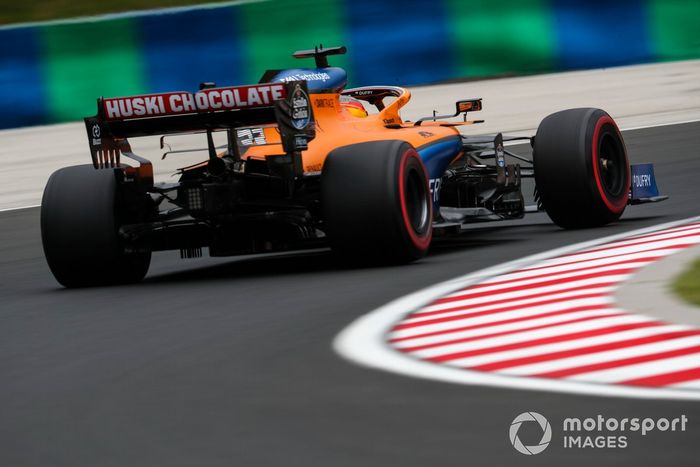 Carlos Sainz Jr., McLaren MCL35, 1m15.027s