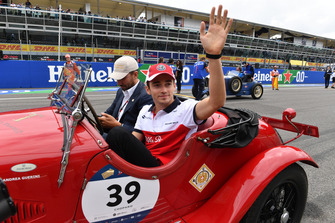 Charles Leclerc, Sauber lors de la parade des pilotes