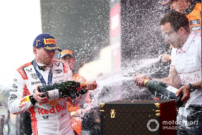 Lando Norris, McLaren, Oscar Piastri, McLaren, Max Verstappen, Red Bull Racing