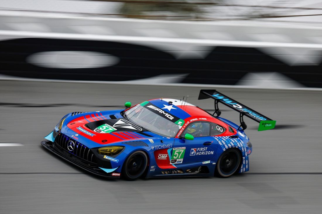 #57 Winward Racing Mercedes-AMG GT3: Russell Ward, Philip Ellis, Indy Dontje, Lucas Auer