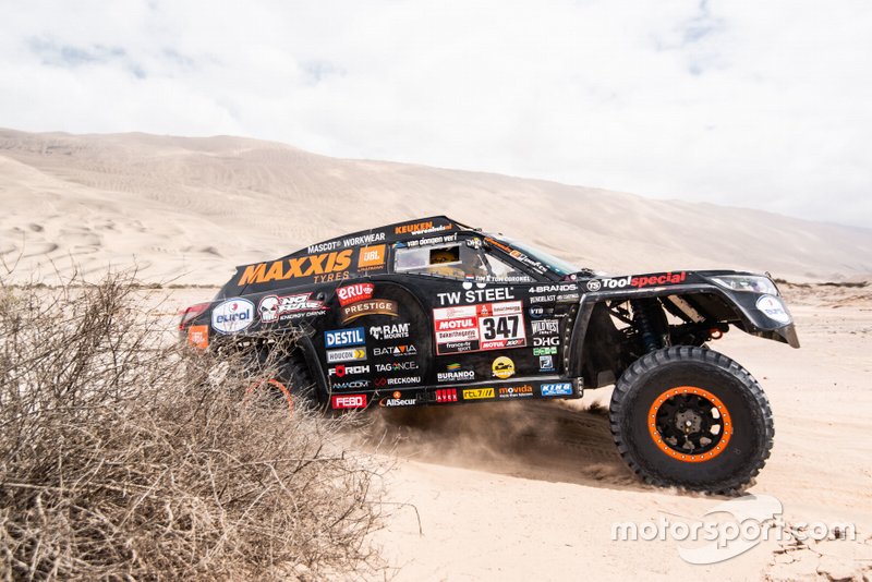 #347 Maxxis Dakar Team: Tim Coronel, Tom Coronel