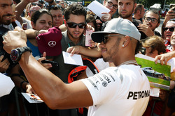 Льюіс Хемілтон, Mercedes AMG F1з уболівальниками