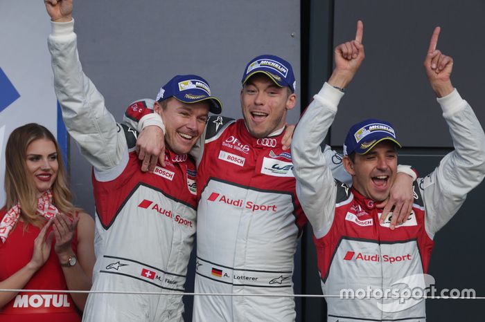 #7 Audi Sport Team 