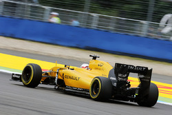 Kevin Magnussen, Renault Sport F1 Team RS16