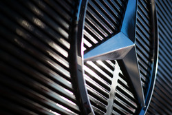 Mercedes-Logo