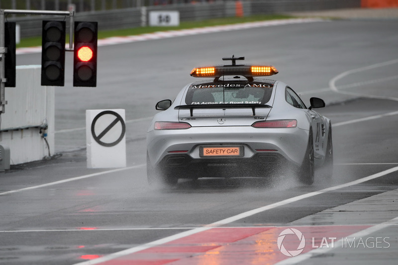 Safety Car goes on track