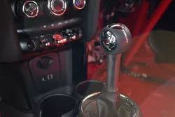 Abitacolo MINI John Cooper Works Challenge Lite di Andrea Farina e Giuliano Daniele