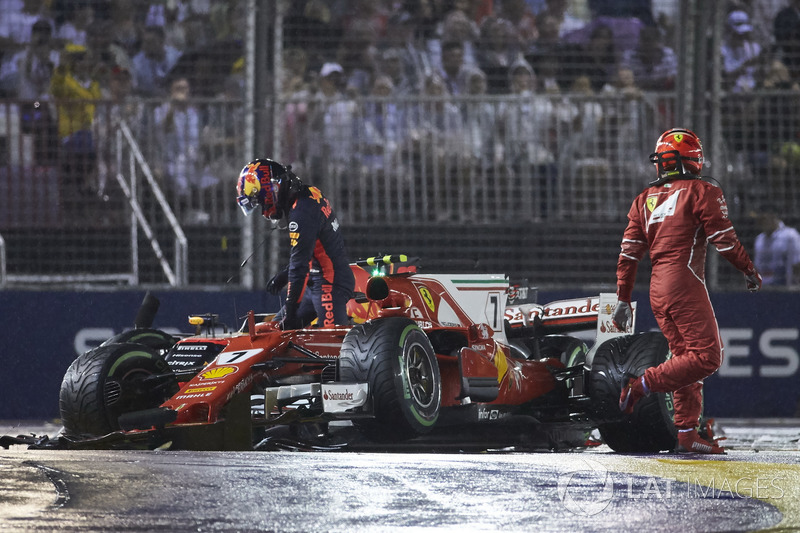 Kimi Raikkonen, Ferrari, Max Verstappen, Red Bull, after the crash