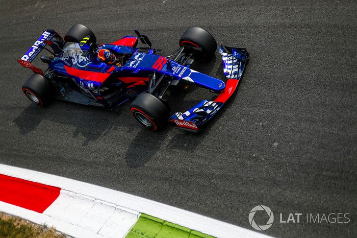 Carlos Sainz Jr., Scuderia Toro Rosso STR12