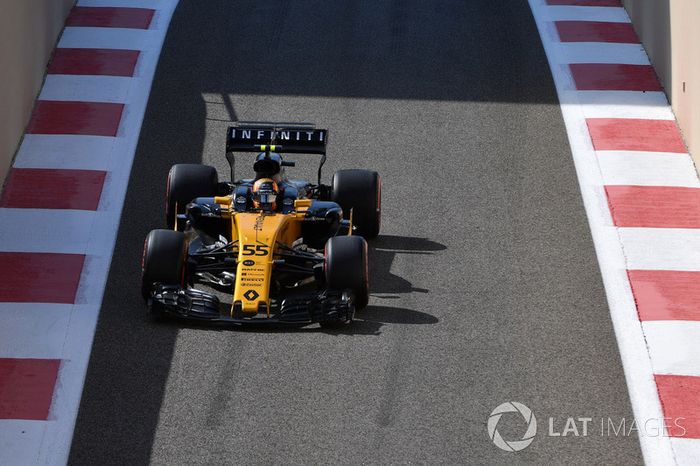 Carlos Sainz Jr., Renault Sport F1 Team RS17