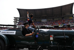 Daniel Ricciardo, Red Bull Racing, nella drivers parade