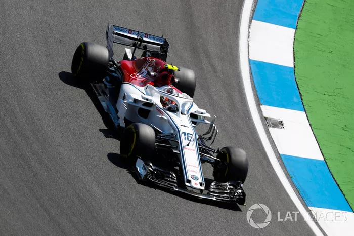 Charles Leclerc, Sauber C37.