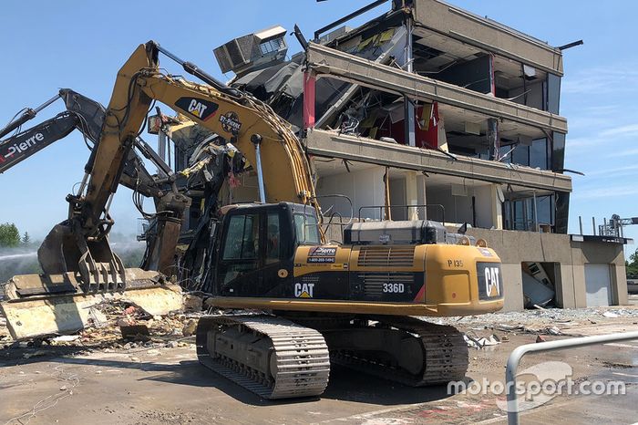 Demolición del Paddock