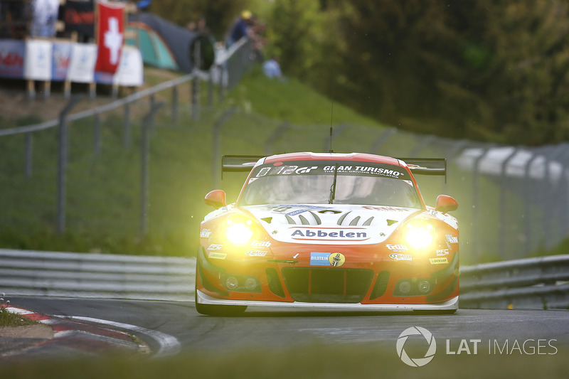 11. #30 Frikadelli Racing Team Porsche 911 GT3R: Lance David Arnold, Alexander Müller, Wolf Henzler, Matt Campbell