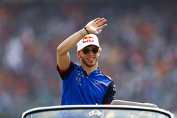 Pierre Gasly, Toro Rosso, in the drivers parade