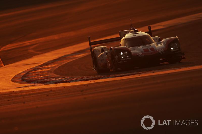 #1 Porsche Team Porsche 919 Hybrid: Neel Jani, Andre Lotterer, Nick Tandy