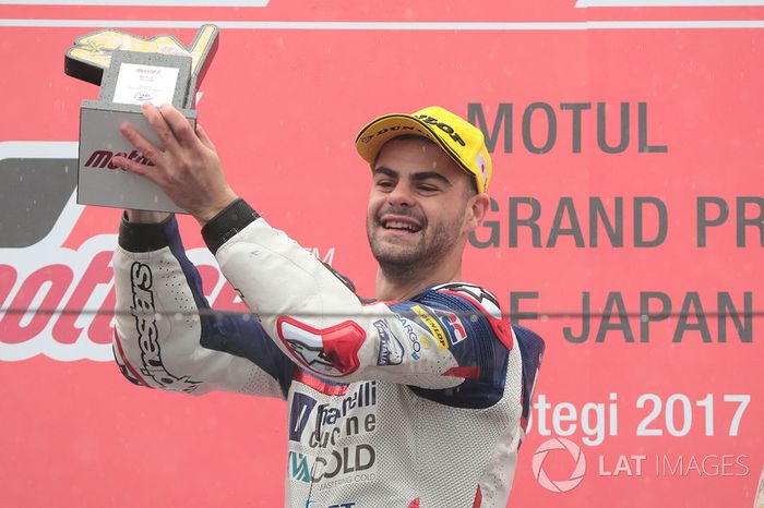 Podium: ganador, Romano Fenati, Snipers Team