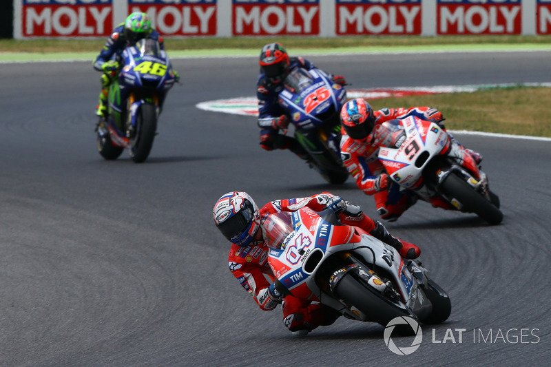 Andrea Dovizioso, Ducati Team mène