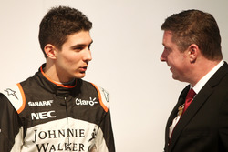 Esteban Ocon mit David Croft