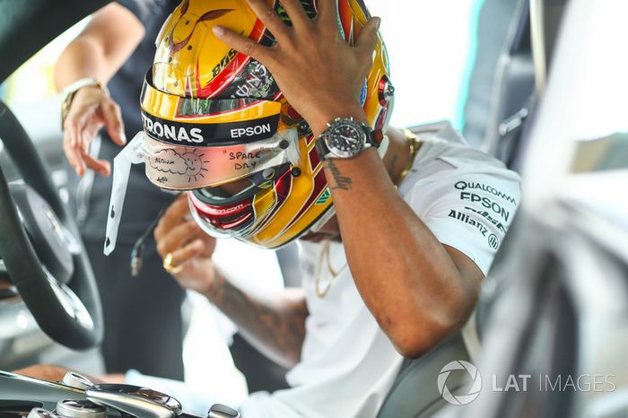 Lewis Hamilton, Mercedes AMG F1 in a Mercedes AMG GTS