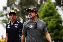 Fernando Alonso, McLaren, Max Verstappen, Red Bull