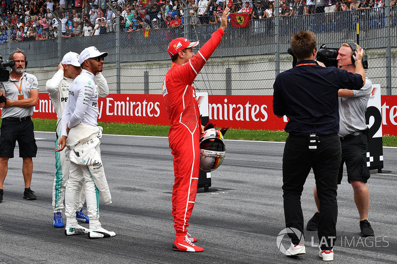 Davide Valsecchi, Sky Italia, pole Valtteri Bottas, Mercedes AMG F1, Sebastian Vettel, Ferrari, Lewis Hamilton, Mercedes AMG F1