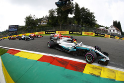 Льюіс Хемілтон, Mercedes AMG F1 W08, Себастьян Феттель, Ferrari SF70H, Валттері Боттас, Mercedes AMG