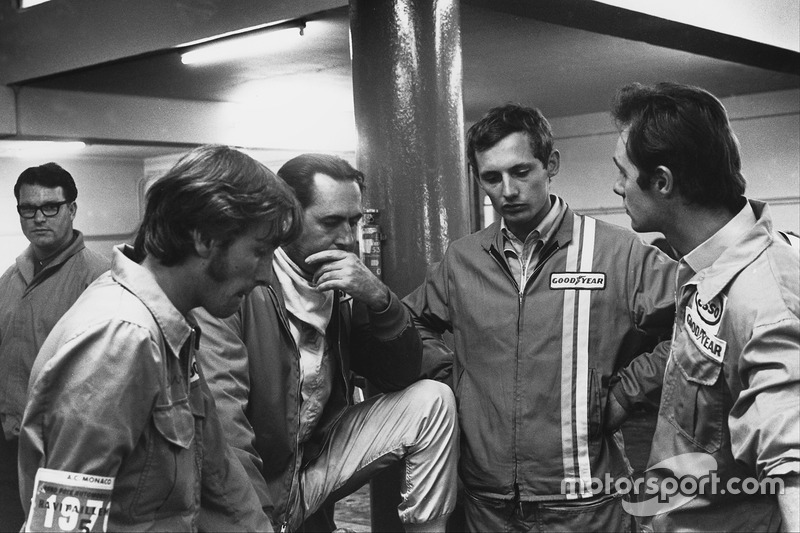 Jack Brabham, Brabham BT33 Ford ve genç Ron Dennis