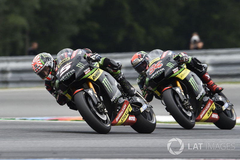 <img src="http://cdn-1.motorsport.com/static/custom/car-thumbs/MOTOGP_2017/BIKES/Tech3.png" width="80" /> Monster Yamaha Tech3