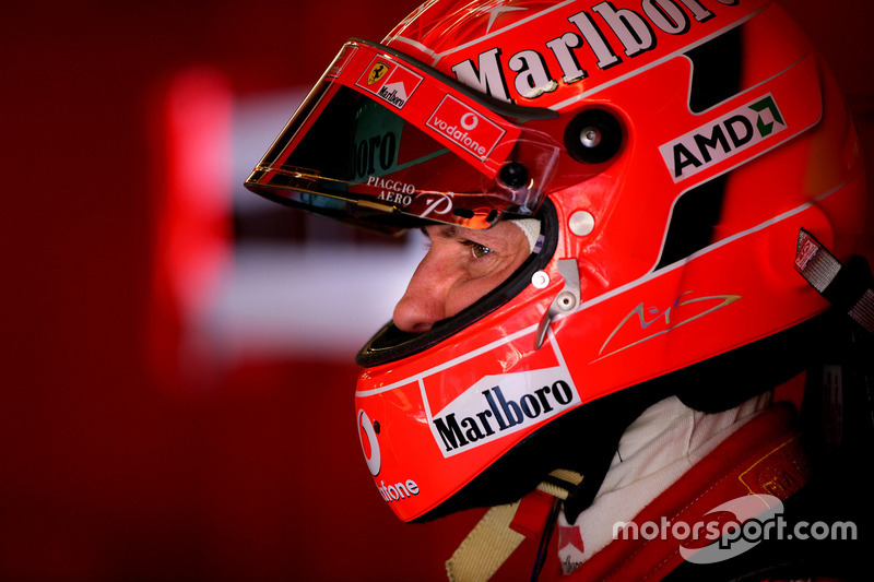 2005: un mal año pese al casco más rojo