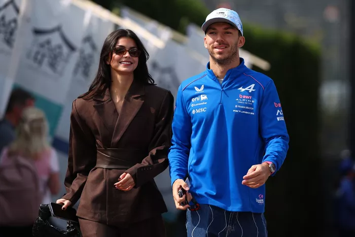 بيير غاسلي، ألبين