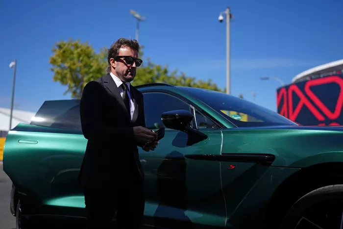 Fernando Alonso, Aston Martin Racing