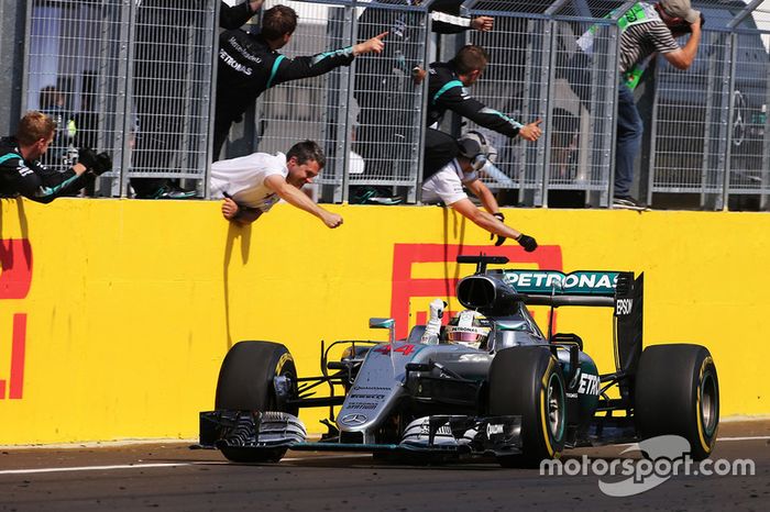 1. Lewis Hamilton, Mercedes AMG F1 Team