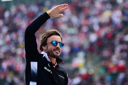 Fahrerparade: Fernando Alonso, McLaren