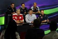 The FIA Press Conference (L to R): Cyril Abiteboul, Renault Sport F1 Managing Director; Yusuke Hasegawa, Head of Honda F1 Programme; Robert Fernley, Sahara Force India F1 Team Deputy Team Principal; Maurizio Arrivabene, Ferrari Team Principal; Toto Wolff, Mercedes AMG F1 Shareholder and Executive Director; Christian Horner, Red Bull Racing Team Principal.