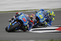 Maverick Viñales, Team Suzuki MotoGP; Aleix Espargaro, Team Suzuki MotoGP