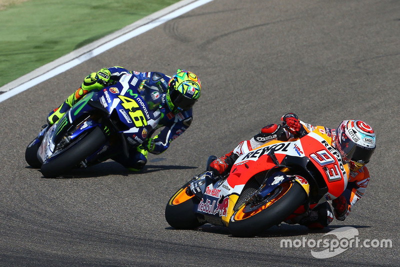 Marc Marquez, Repsol Honda Team; Valentino Rossi, Yamaha Factory Racing