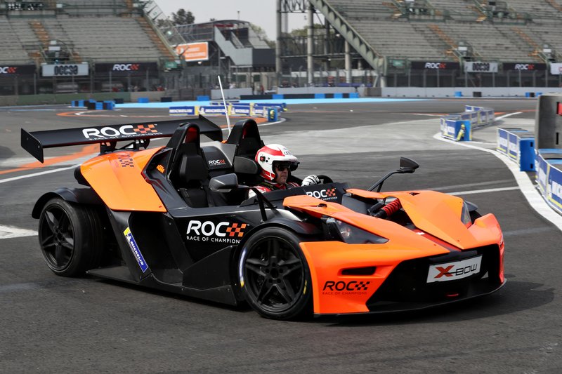 Tom Kristensen pilote la KTM X-Bow Comp R