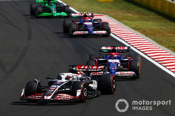Kevin Magnussen, Haas VF-24, Daniel Ricciardo, RB F1 Team VCARB 01, Yuki Tsunoda, RB F1 Team VCARB 01